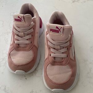 girls pun pink sneakers